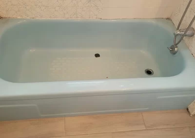 Bathtub Contractor Before